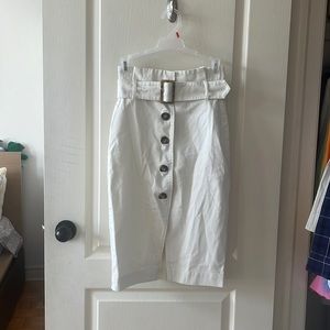 3/$30 BNWT H&M cargo styled white midi button up skirt in size 4